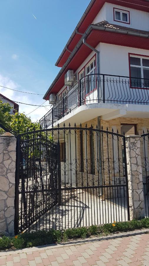 Hotel Casa Ellamy Două Mai Zewnętrze zdjęcie