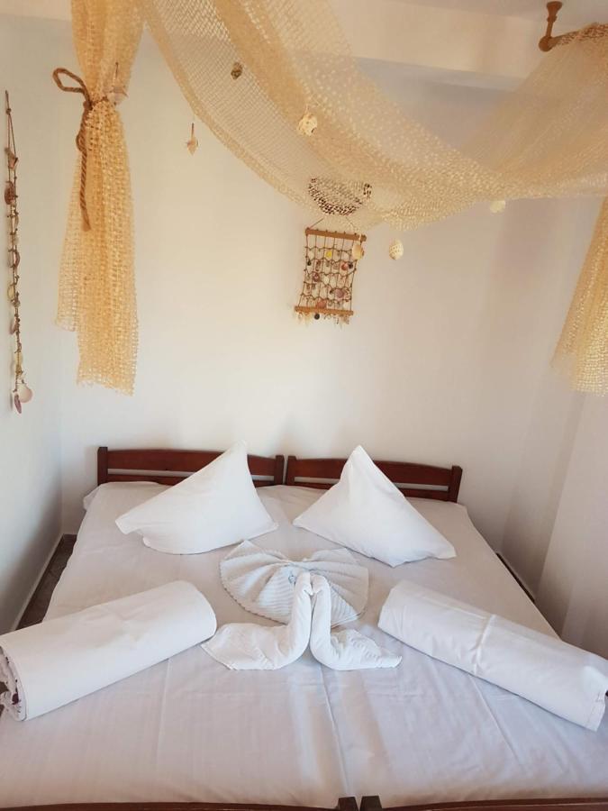 Hotel Casa Ellamy Două Mai Zewnętrze zdjęcie