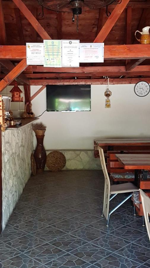 Hotel Casa Ellamy Două Mai Zewnętrze zdjęcie