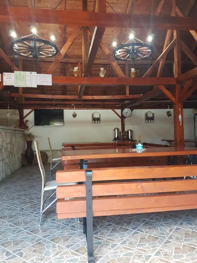 Hotel Casa Ellamy Două Mai Zewnętrze zdjęcie
