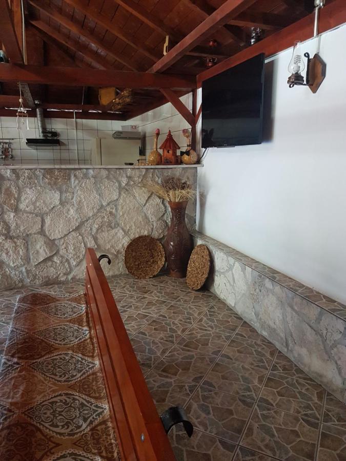 Hotel Casa Ellamy Două Mai Zewnętrze zdjęcie