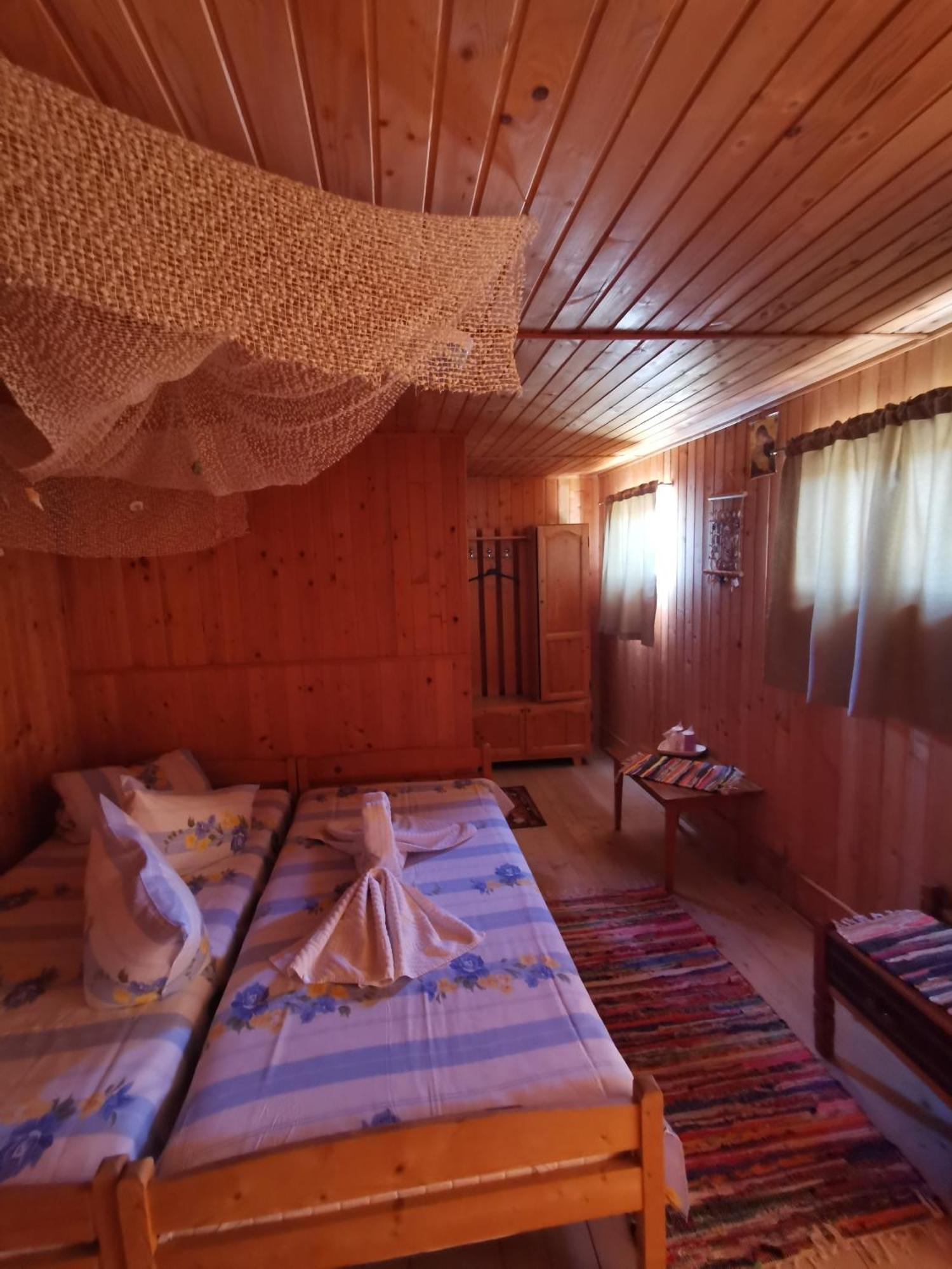 Hotel Casa Ellamy Două Mai Zewnętrze zdjęcie