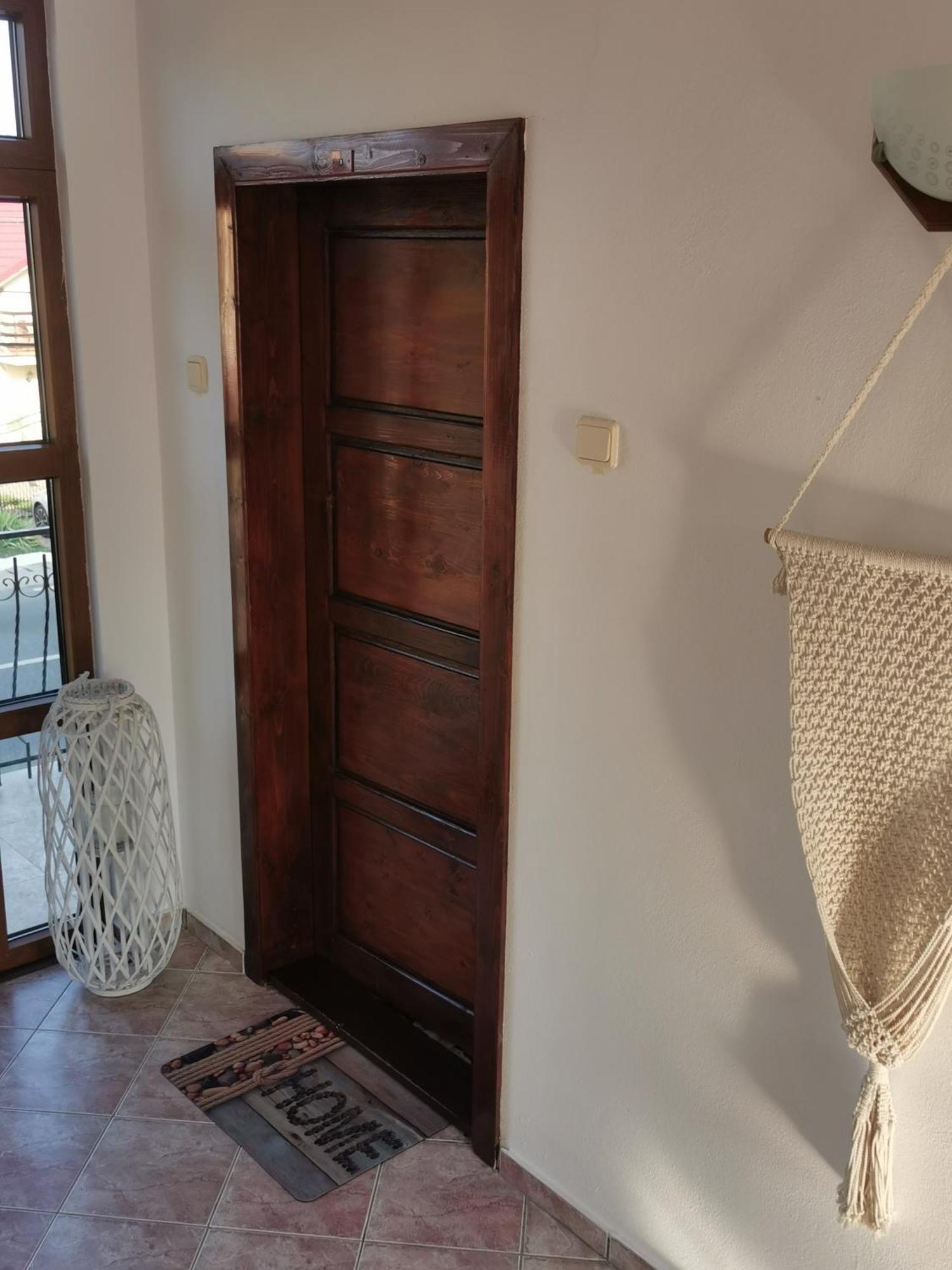 Hotel Casa Ellamy Două Mai Zewnętrze zdjęcie