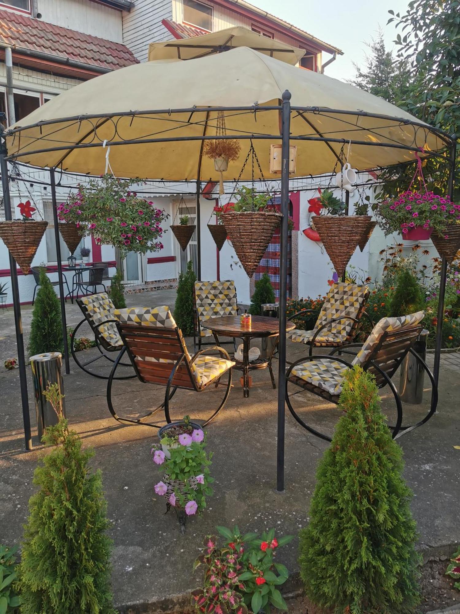 Hotel Casa Ellamy Două Mai Zewnętrze zdjęcie